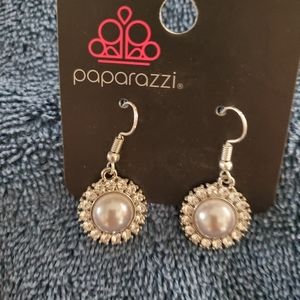 Paparazzi earrings